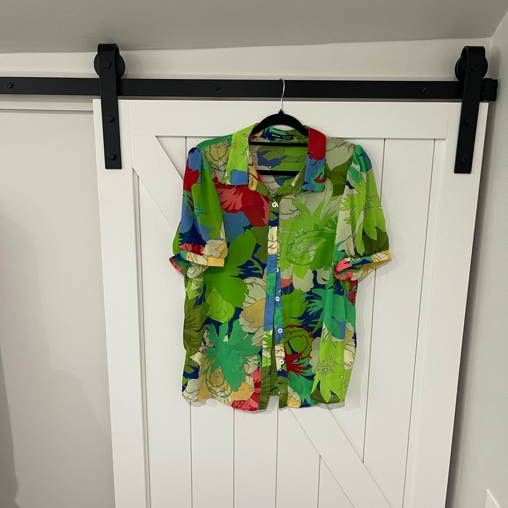 SHEIN Colorful Leaf Print women’s Shirt